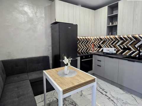 квартира по адресу Червоной Калины просп., 8