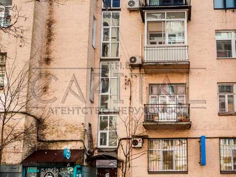 комерційна за адресою Костельна вул., 6