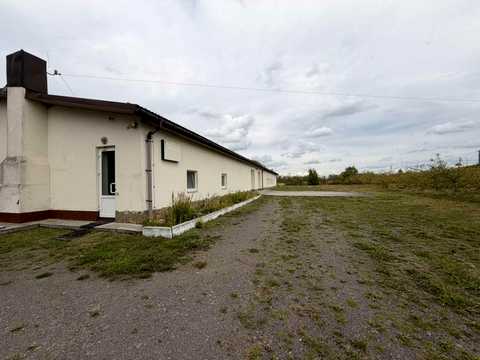 комерційна за адресою Тараса Шевченка вул. (1 Травня), 1