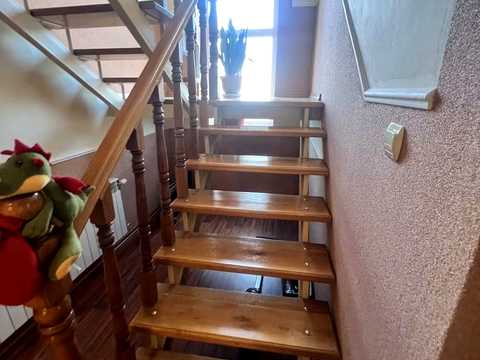 дом по адресу Центральна