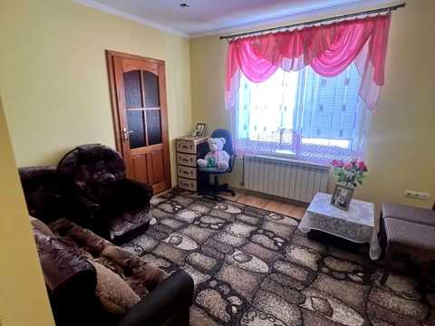 дом по адресу Центральна