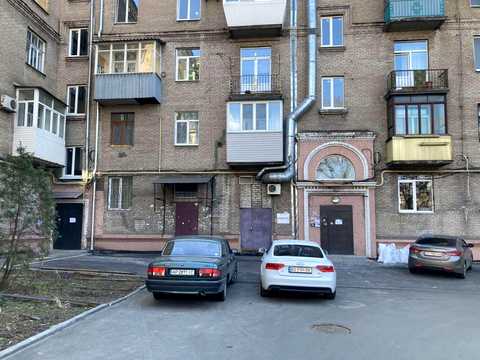 комерційна за адресою Соборний просп. (Леніна), 234