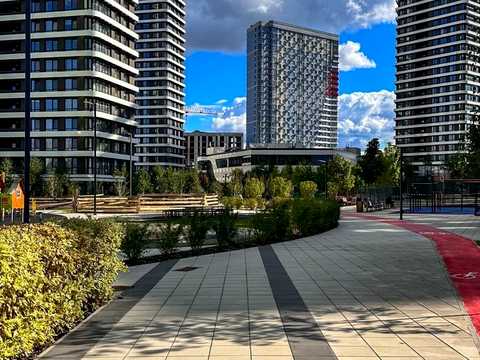 квартира за адресою Причальна вул., 8