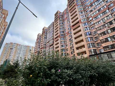 квартира за адресою Незалежності вул. (Армійська), 8г
