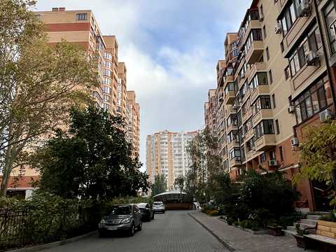 квартира за адресою Незалежності вул. (Армійська), 8г