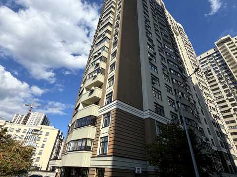 квартира за адресою Авіаконструктора Ігоря Сікорського вул. (Танкова), 4-Г