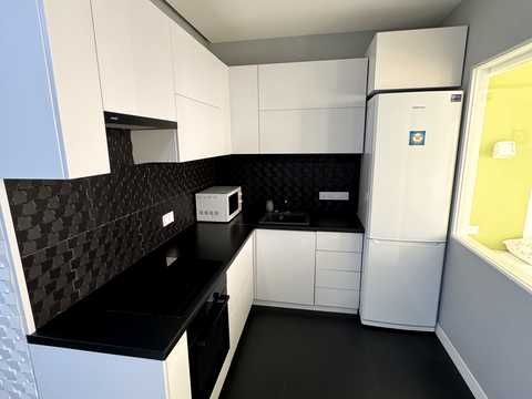 квартира за адресою Анни Ахматової вул., 34