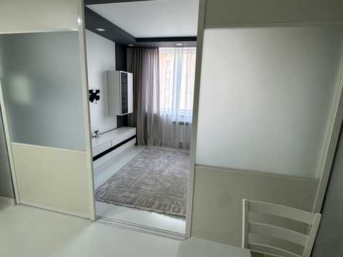 квартира за адресою Анни Ахматової вул., 34