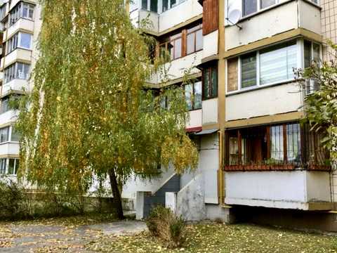 комерційна за адресою Київ, Прилужна вул., 10
