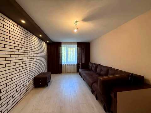 квартира по адресу Героїв 128-ї Бригади ул. (8 Березня), 23