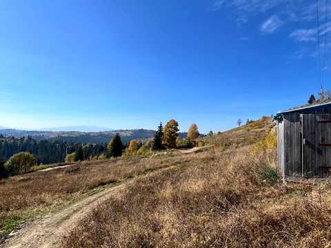 ділянка за адресою с. Яблуниця, Діл
