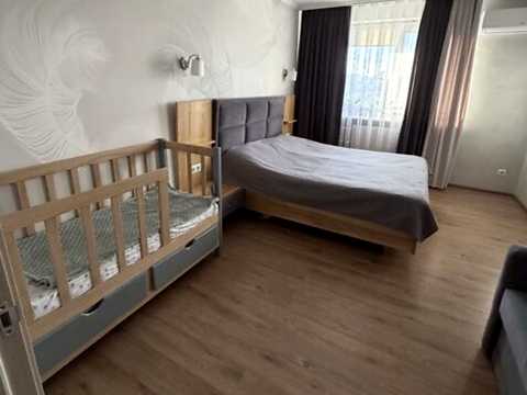 квартира по адресу Комаровская ул., 4