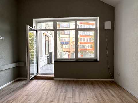коммерческая по адресу Подільська ул., 12