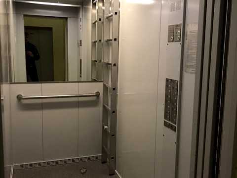 квартира за адресою Дніпровська набережна вул., 26-Д
