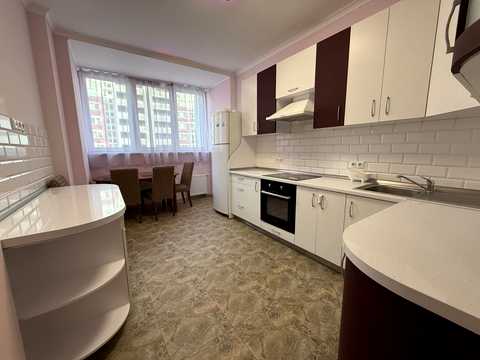 квартира за адресою Драгоманова вул., 2