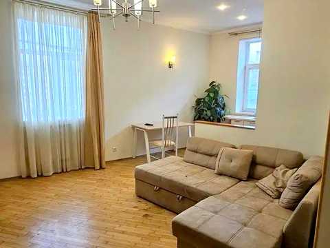 квартира за адресою Бориса Грінченка вул., 4