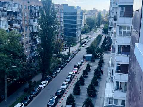 квартира за адресою Академіка Філатова вул., 2/1