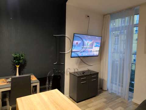 квартира за адресою Регенераторна вул., 4 к6