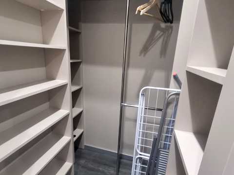 квартира за адресою Салютна вул., 2к24