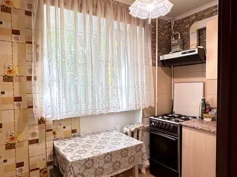 квартира за адресою Перемоги вул., 6