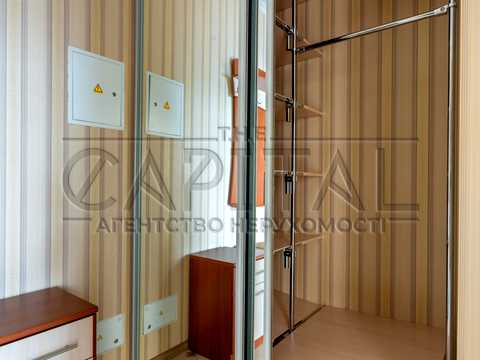 квартира за адресою Сім'ї Кульженків вул. (Петра Дегтяренка), 35