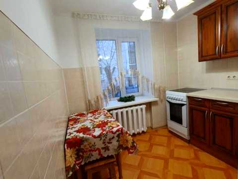 квартира за адресою Казарменна вул. (Григорія Андрющенка), 4-Б