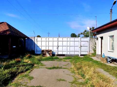 комерційна за адресою Центральна, 16