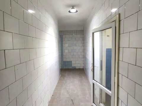 комерційна за адресою Центральна, 16