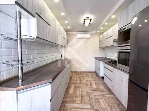 квартира за адресою Миру вул., 27