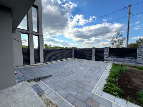 будинок за адресою Січових Стрільців, 111д