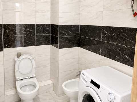 квартира за адресою Салютна вул., 2к2