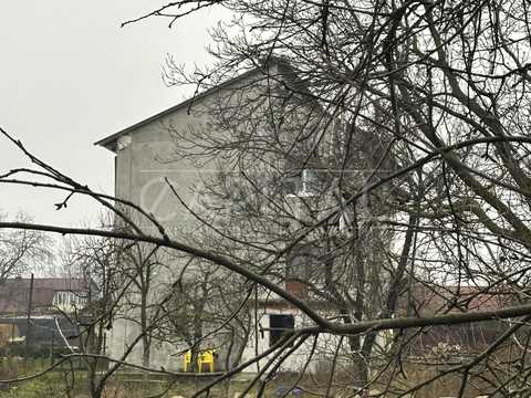 участок по адресу Леся Курбаса просп., 67а