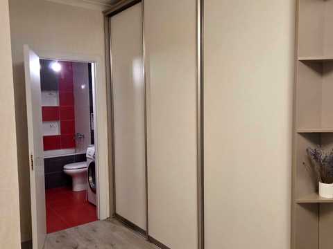 квартира за адресою Драгоманова вул., 40-Е