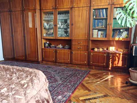 будинок за адресою Відродження України вул., 75