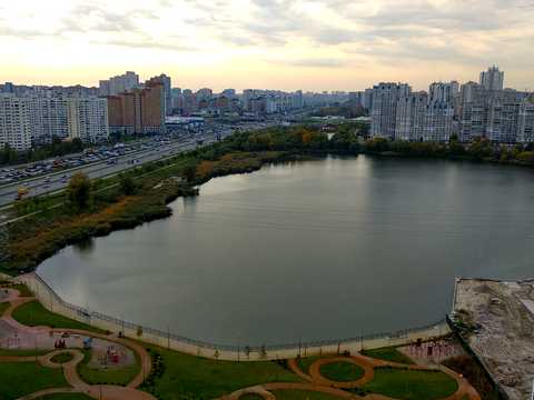 квартира за адресою Ревуцького вул., 40-В