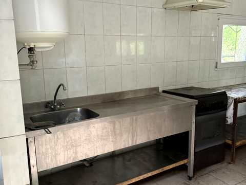 коммерческая по адресу Лесная ул., 1