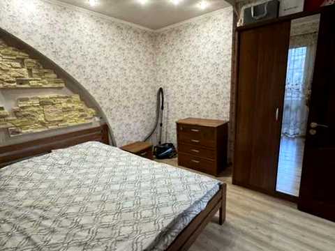 квартира за адресою Феофіла Яновського вул., 1
