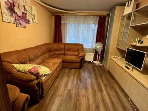 квартира за адресою Феофіла Яновського вул., 1