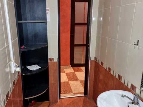 комерційна за адресою Маразліївська вул., 64