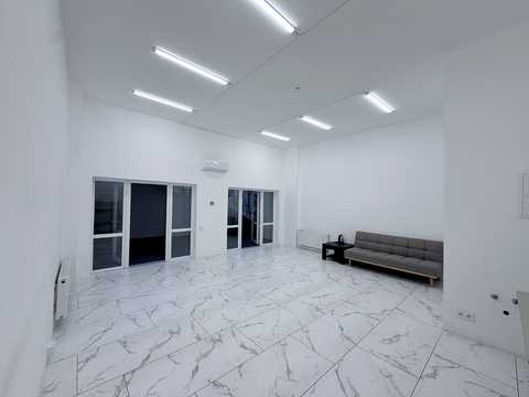 коммерческая по адресу Михаила Максимовича ул. (Онуфрія Трутенка), 28-К