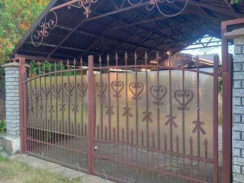 будинок за адресою с. Лютіж, Річна