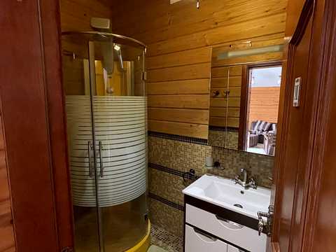 дом по адресу Молодіжна ул., 34
