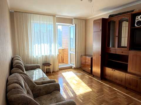 квартира за адресою Милославська вул., 35