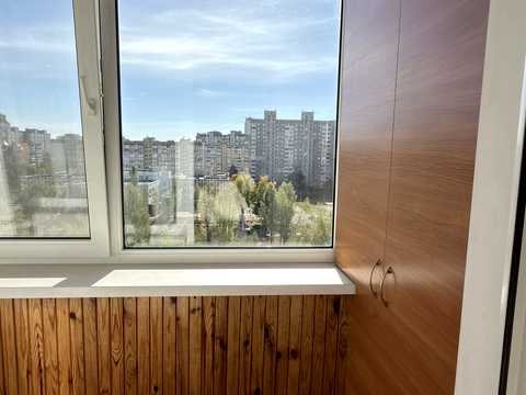 квартира за адресою Милославська вул., 35