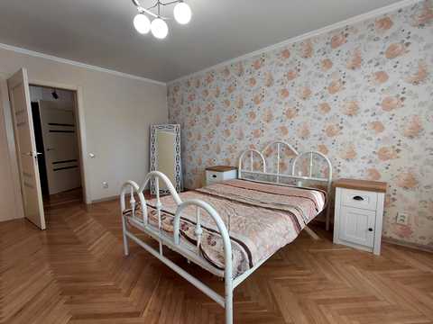 квартира по адресу Туровская ул., 18/20