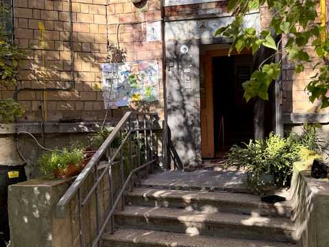 квартира за адресою Лондонська вул. (Пітерська), 16