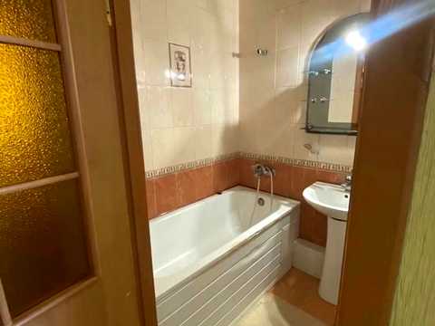 квартира за адресою Янтарна вул., 44