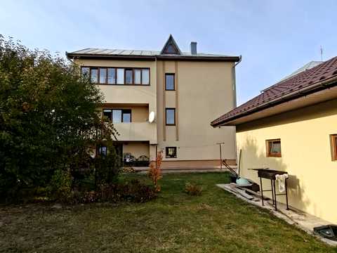 будинок за адресою Радісна вул., 6