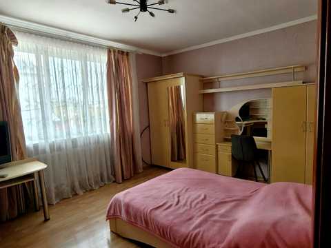 будинок за адресою Радісна вул., 6