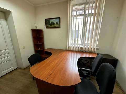 комерційна за адресою Львів, Софії Яблонської вул. (), 9